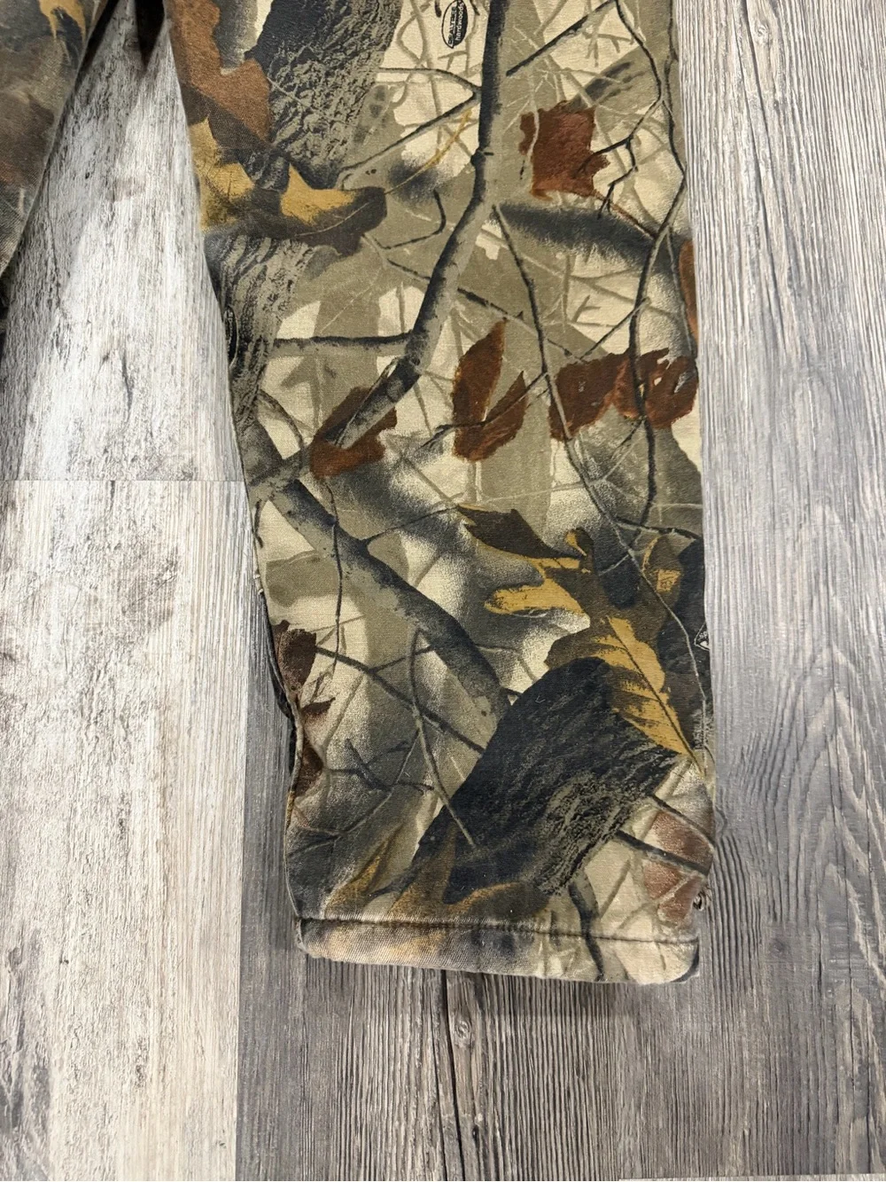 Youth Camo insulated Bib Overalls - size XL (18)